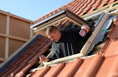 Pose de fenêtres de toit Velux à Mériel